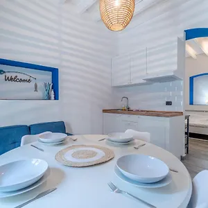 Seaside Dream! Lovely Studio Appartamento